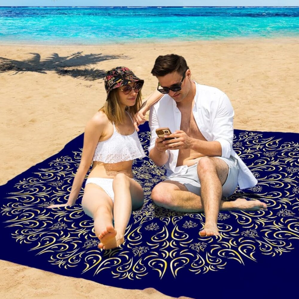 Big Beach Blanket for 1-4 adults Sandproof Waterproof 78''X81'' - Picture 5 of 5